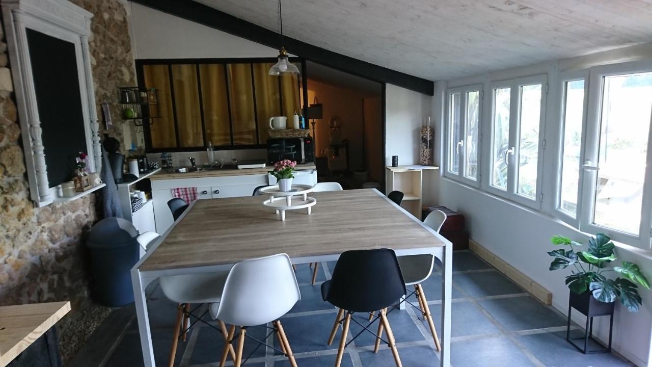 Les Chambres Du Vau Profond Vernoil Ngoại thất bức ảnh